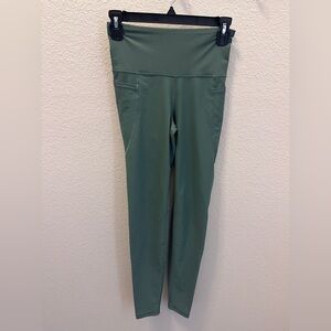 Old Navy Active High-Rise Leggings in Dark Green
